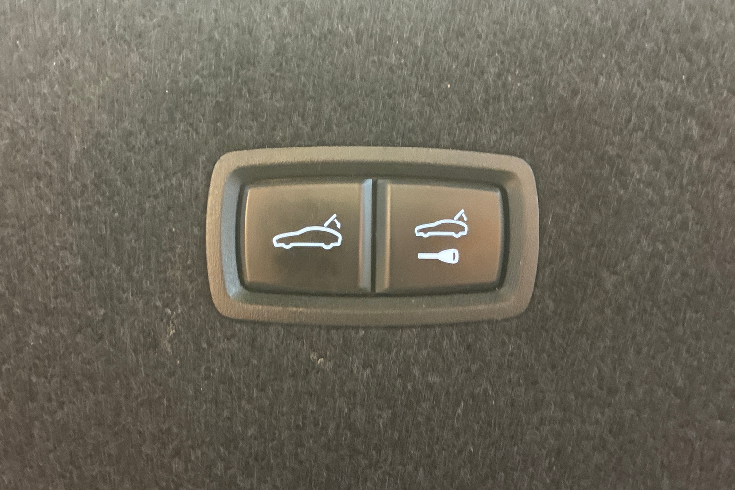 Porsche Taycan vaihtoauto