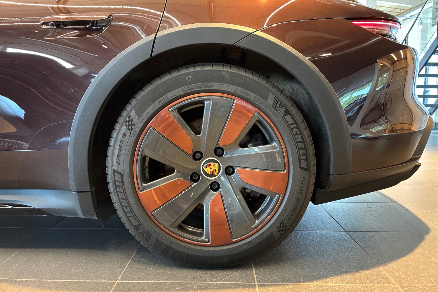 Porsche Taycan vaihtoauto