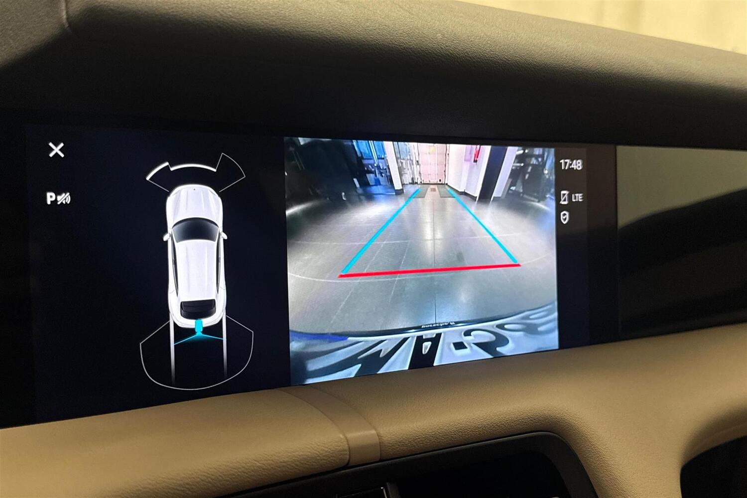 Porsche Taycan vaihtoauto