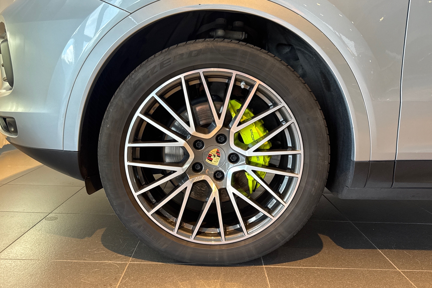 Porsche Cayenne vaihtoauto