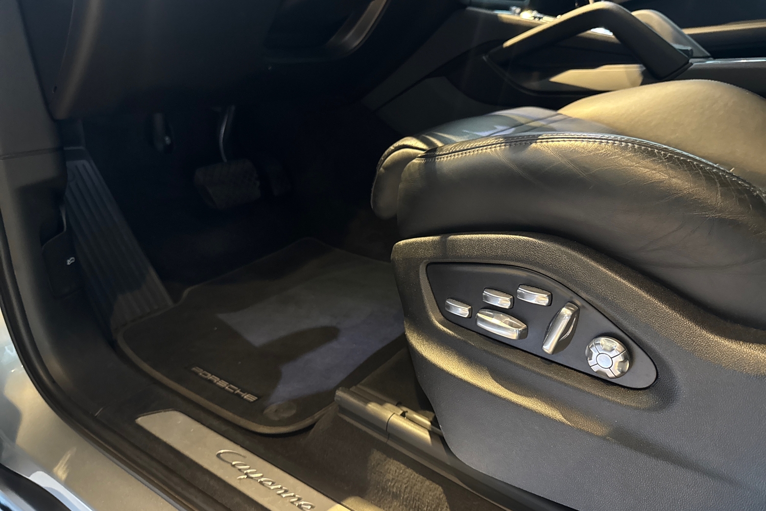 Porsche Cayenne vaihtoauto