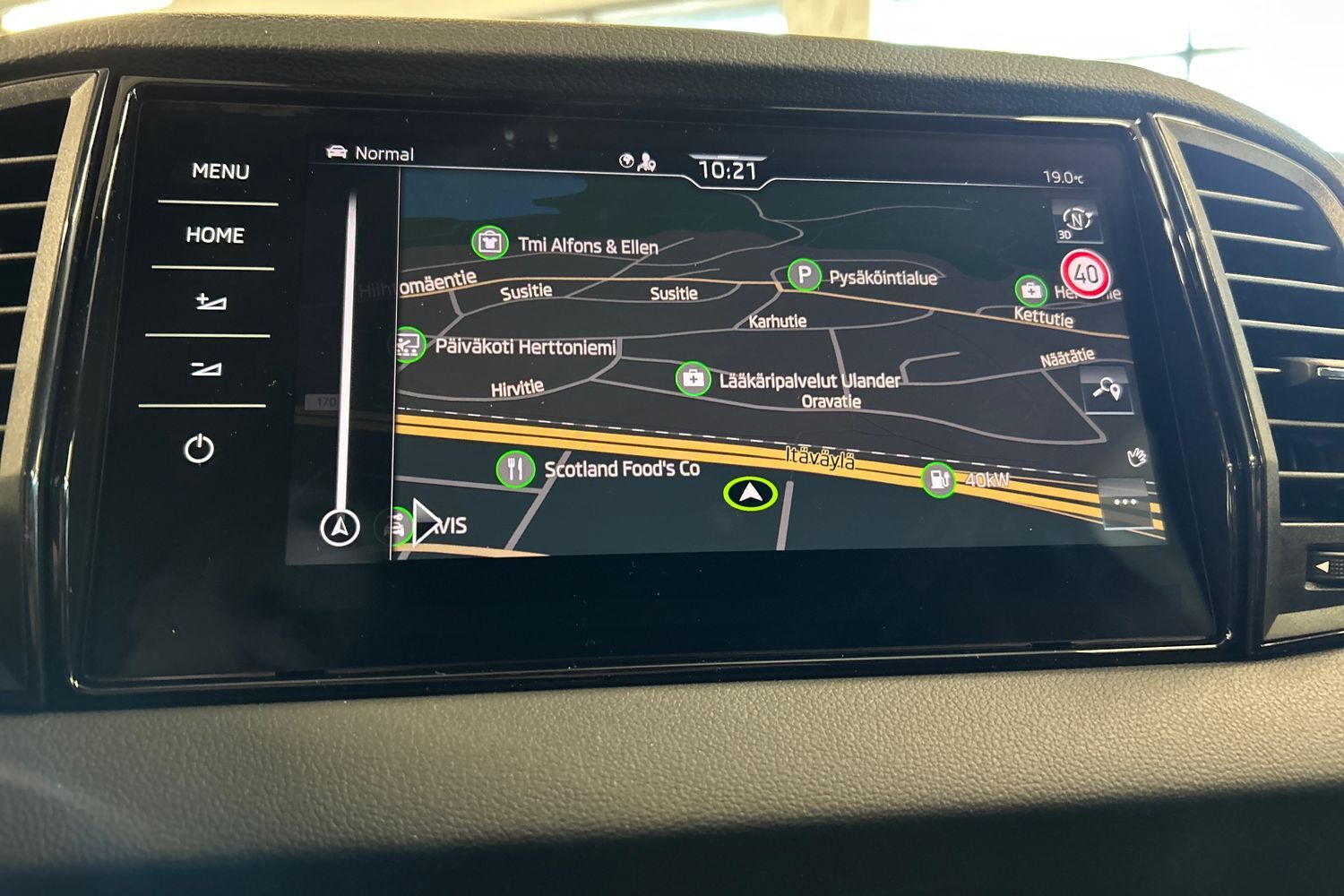 Skoda Karoq vaihtoauto