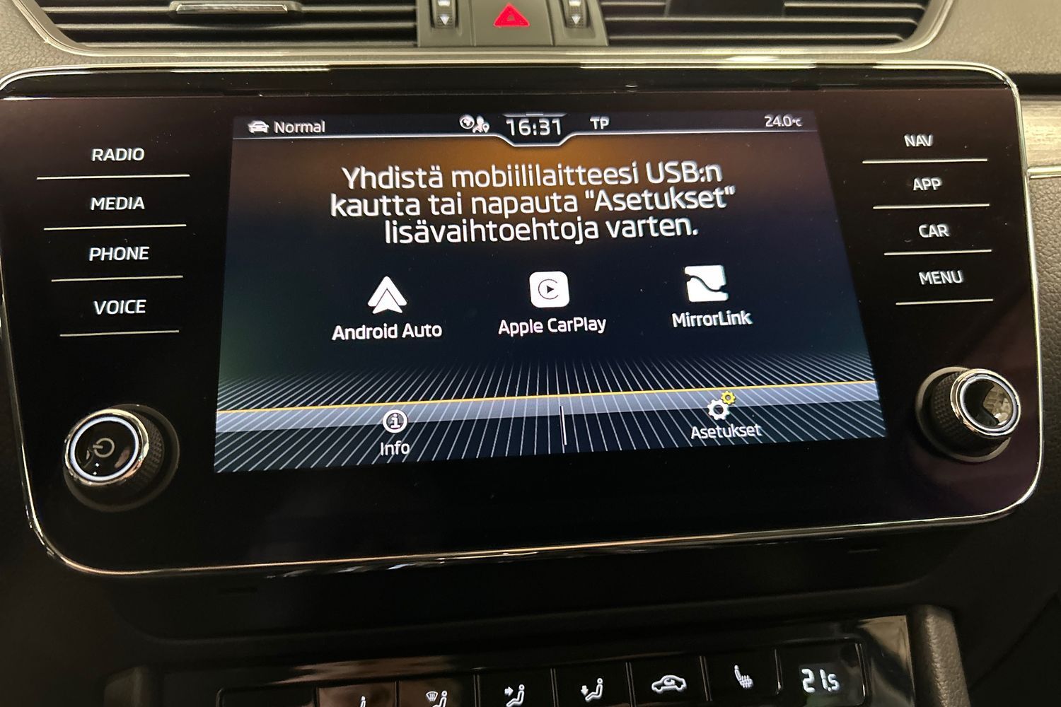 Skoda Superb vaihtoauto