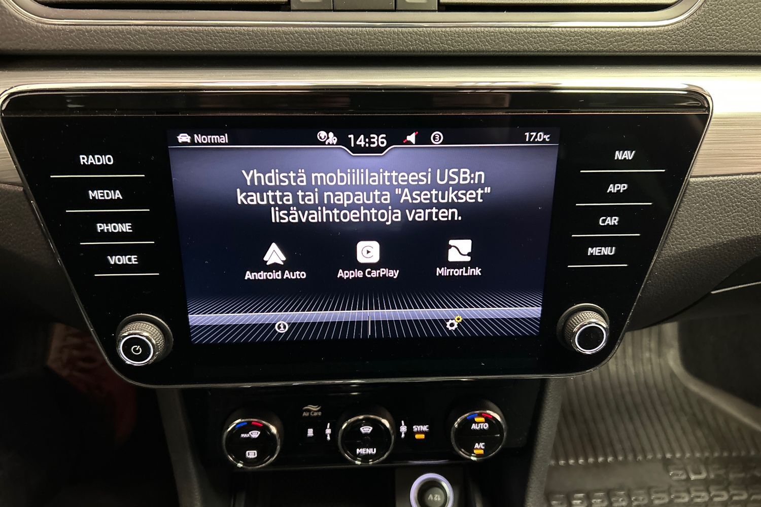 Skoda Superb vaihtoauto