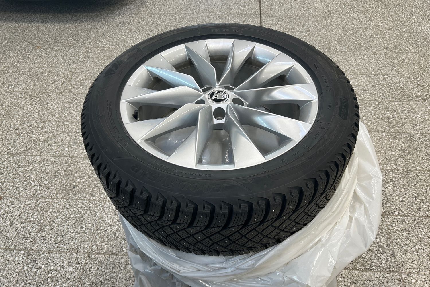 Skoda Enyaq vaihtoauto