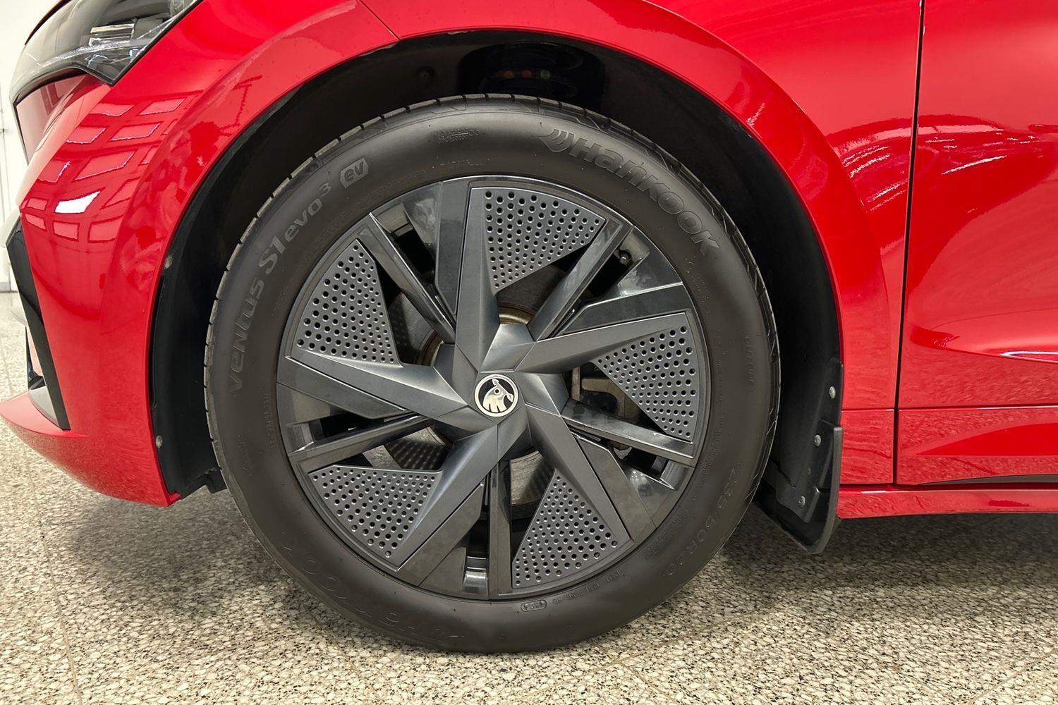 Skoda Enyaq vaihtoauto