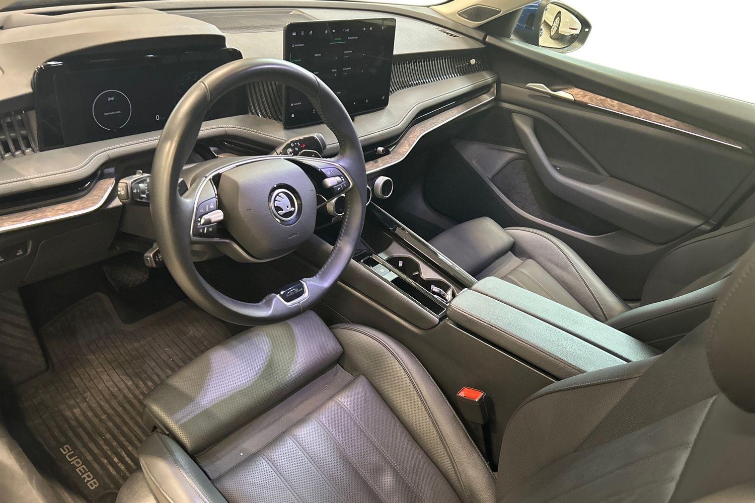 Skoda Superb vaihtoauto