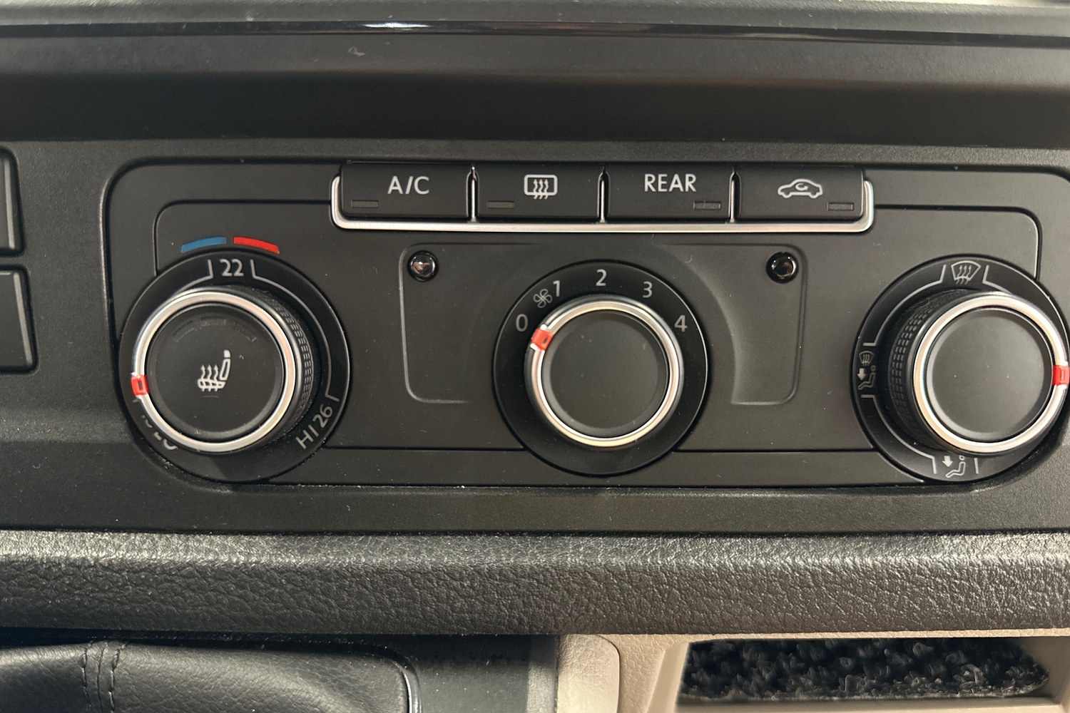 Volkswagen Caravelle vaihtoauto