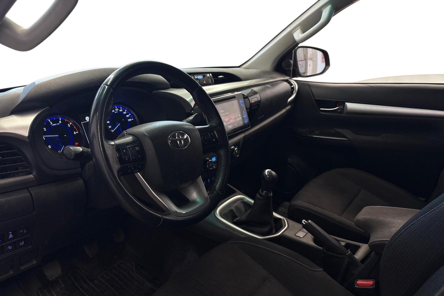 Toyota Hilux vaihtoauto