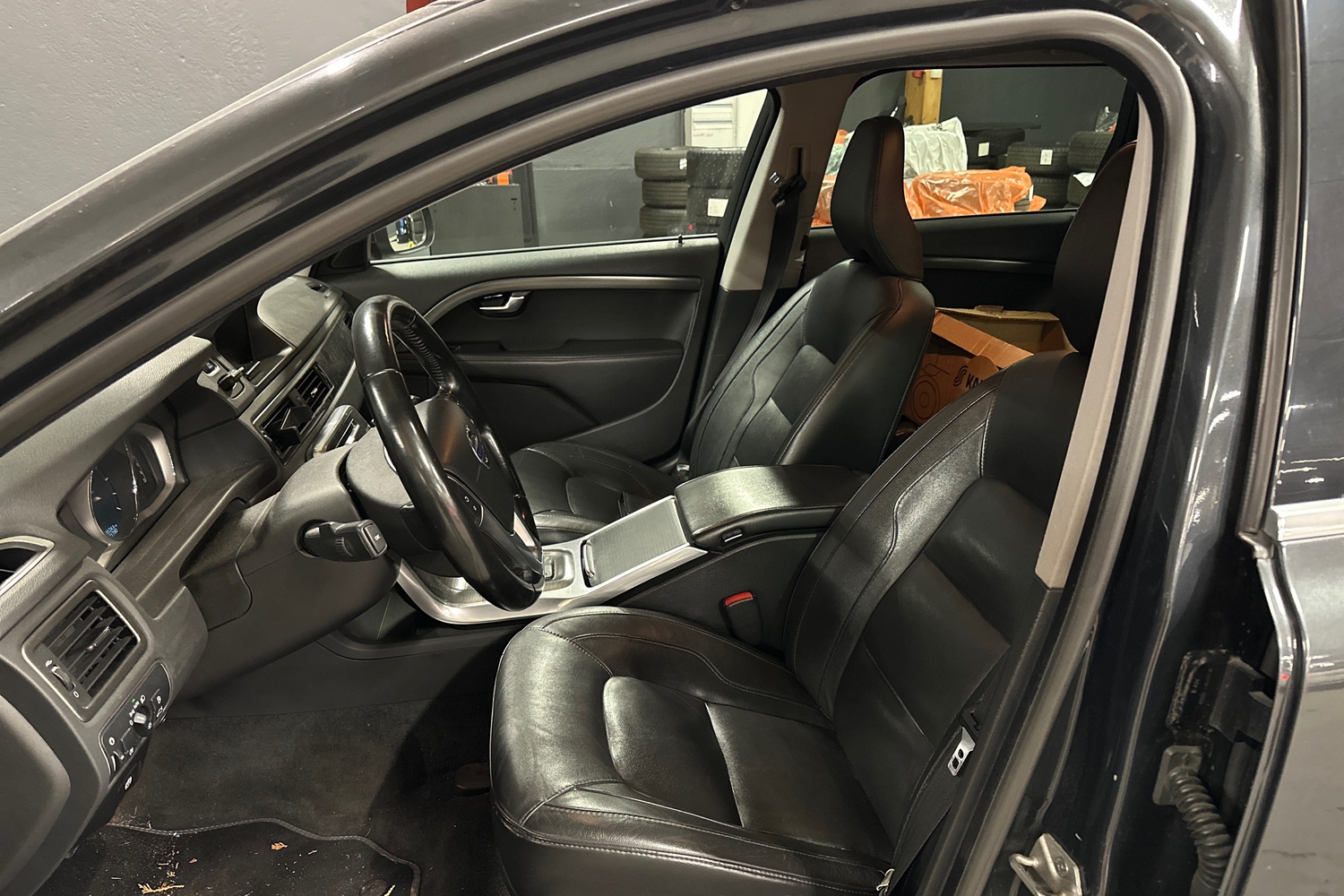 Volvo V70 vaihtoauto