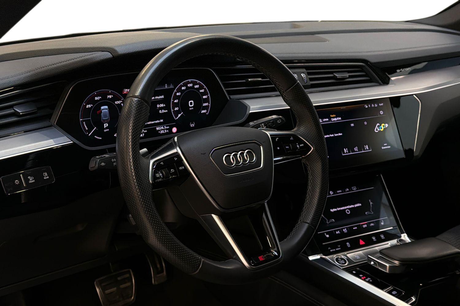 Audi Q8 e-tron vaihtoauto
