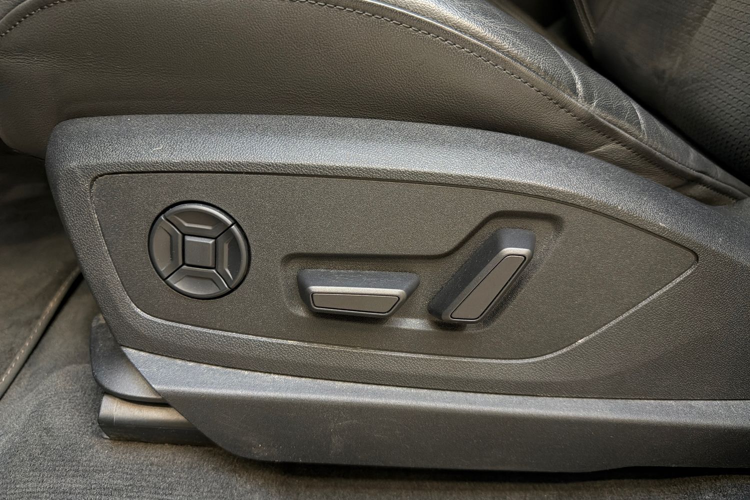 Audi Q8 e-tron vaihtoauto