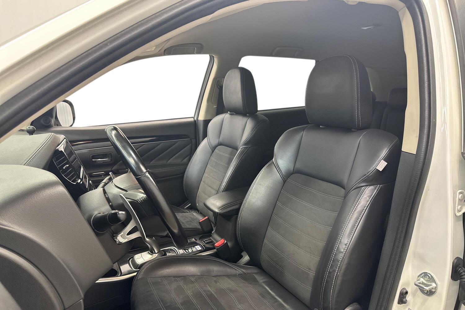 Mitsubishi Outlander vaihtoauto