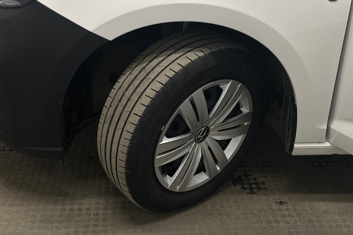 Volkswagen Caddy Maxi vaihtoauto