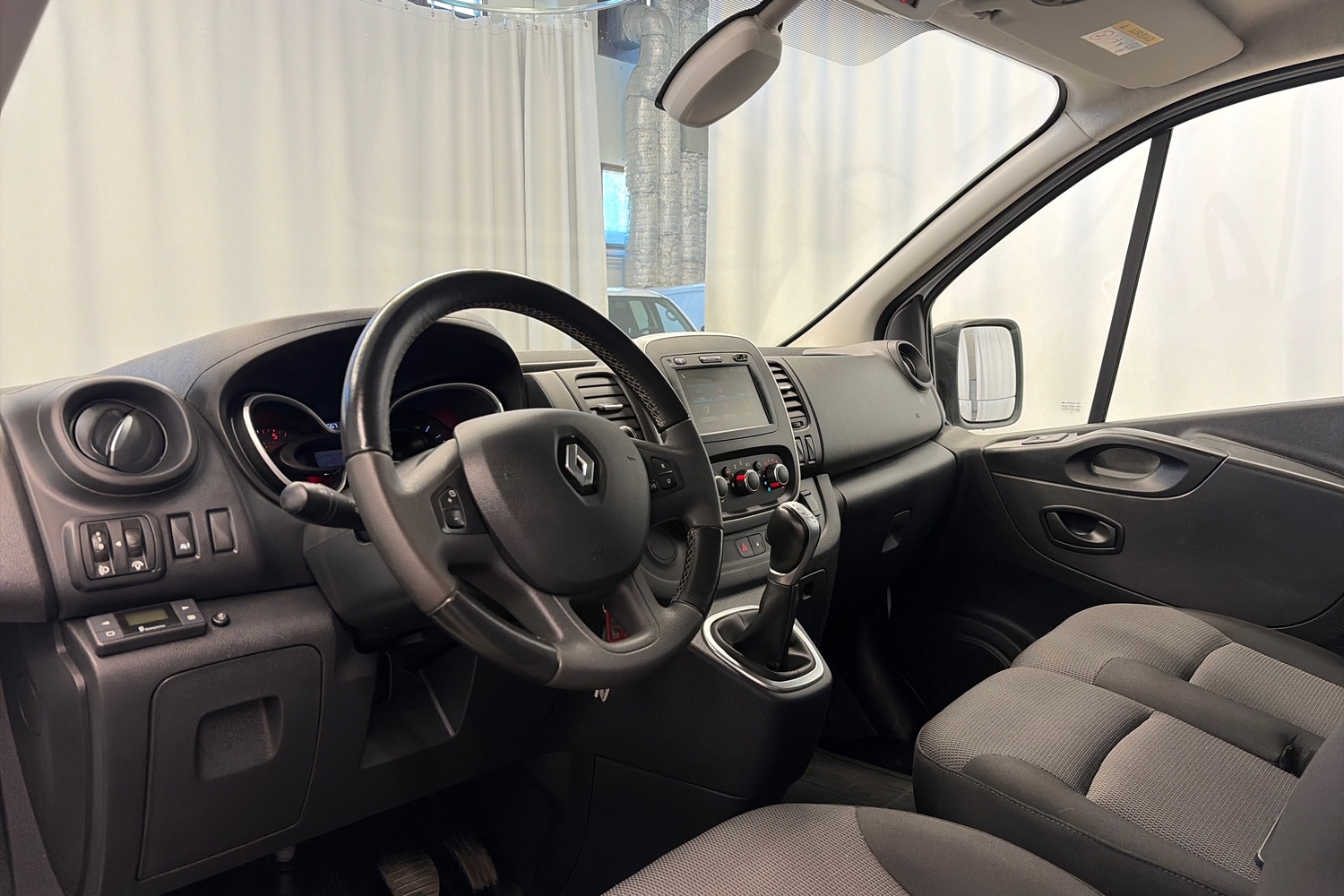 Renault Trafic vaihtoauto