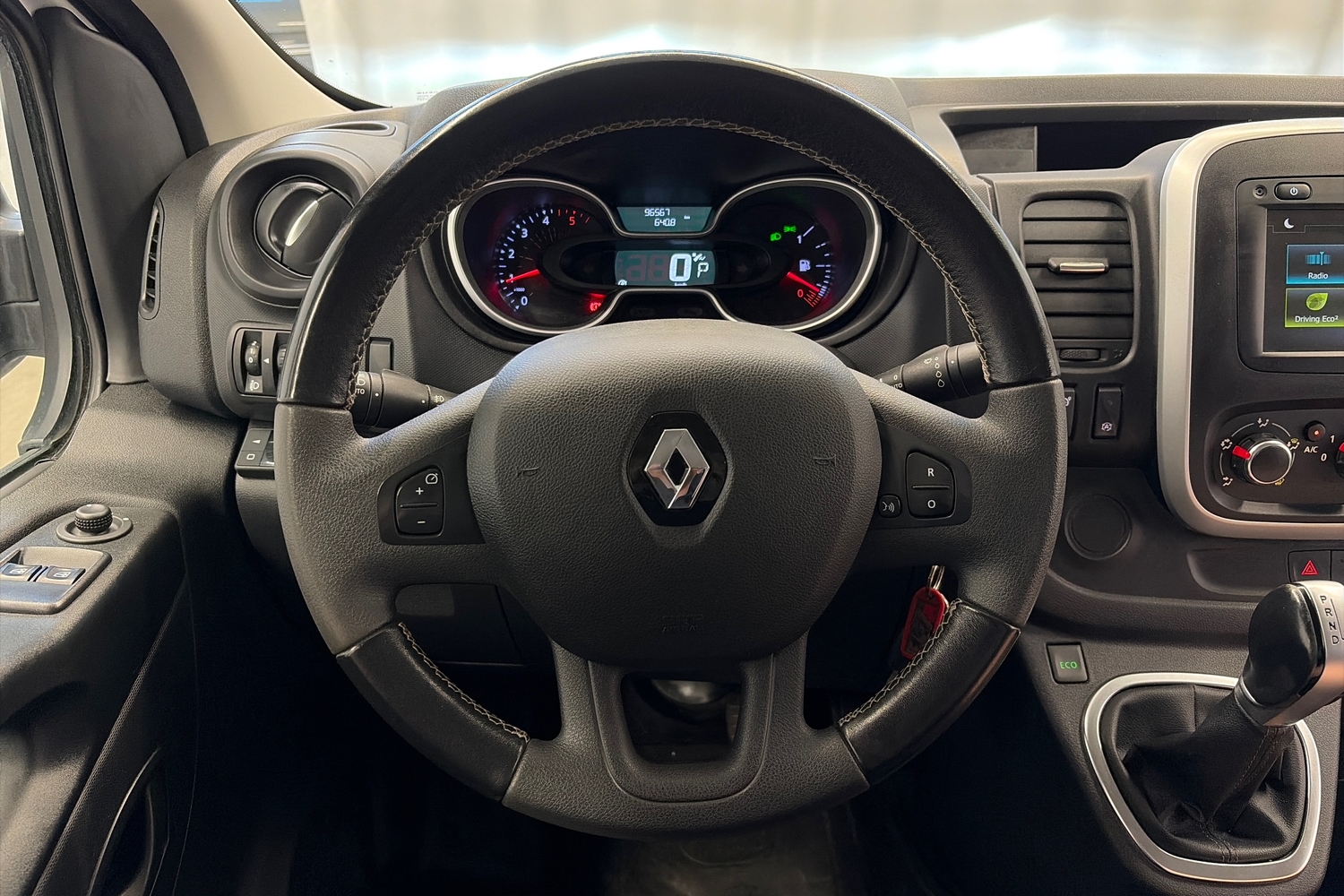 Renault Trafic vaihtoauto