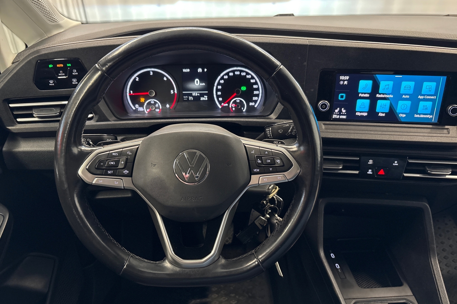 Volkswagen Caddy Maxi vaihtoauto