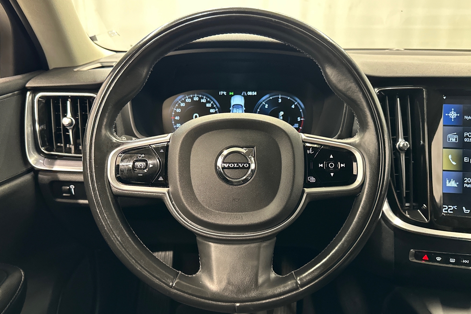 Volvo V60 vaihtoauto