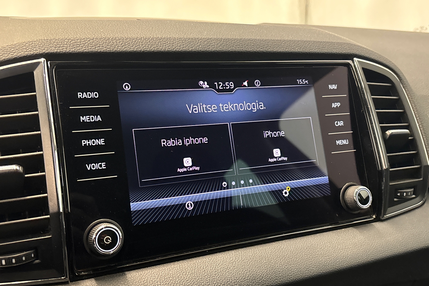 Skoda Karoq vaihtoauto