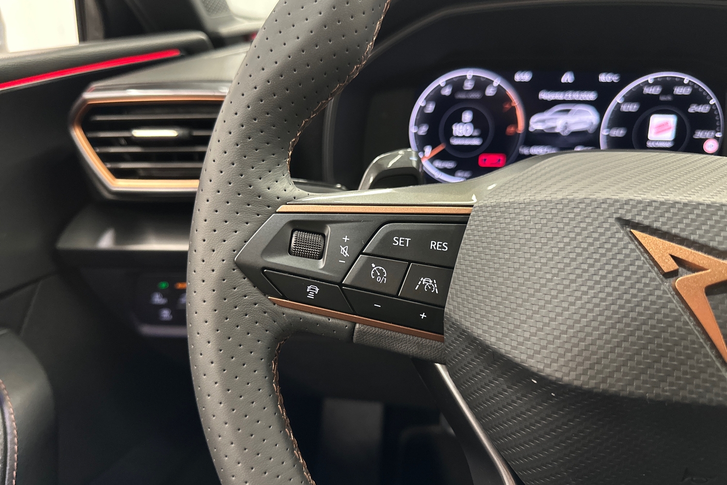 Cupra Leon Sportstourer vaihtoauto