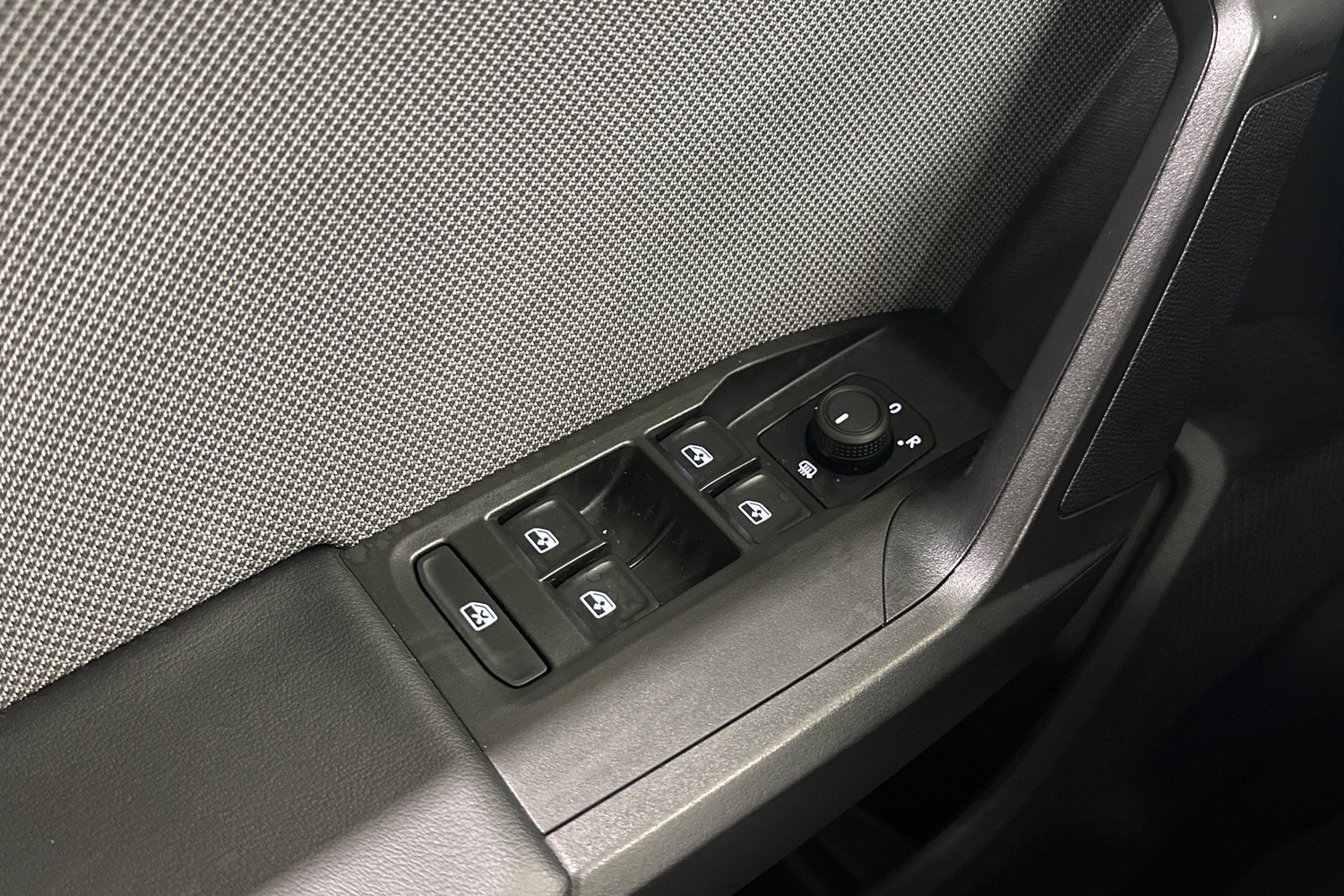 SEAT Leon Sportstourer vaihtoauto