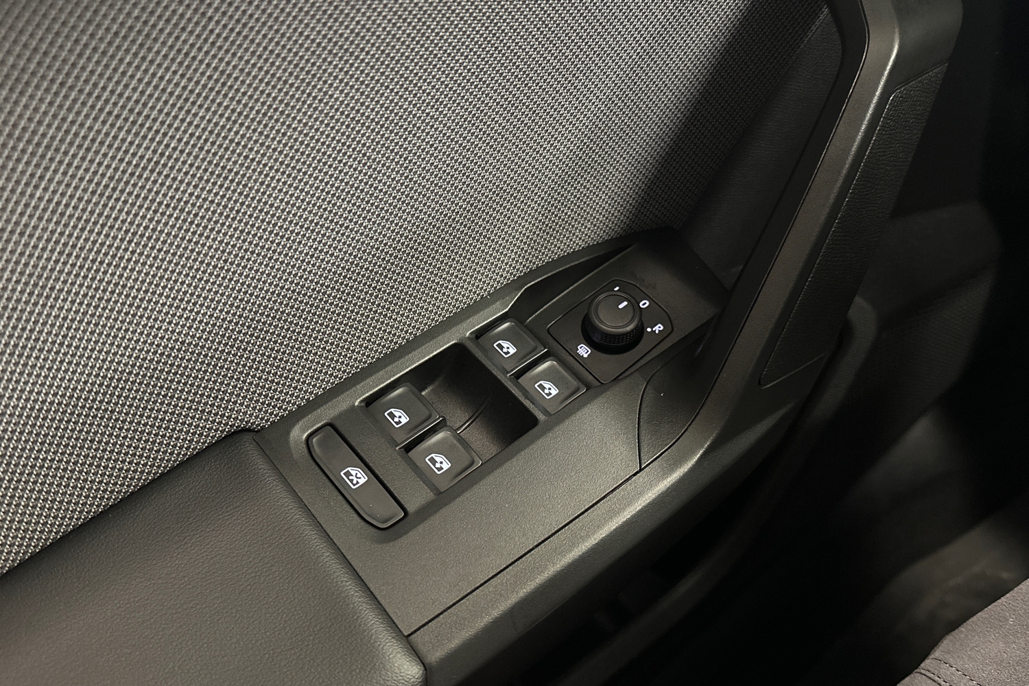 SEAT Leon Sportstourer vaihtoauto