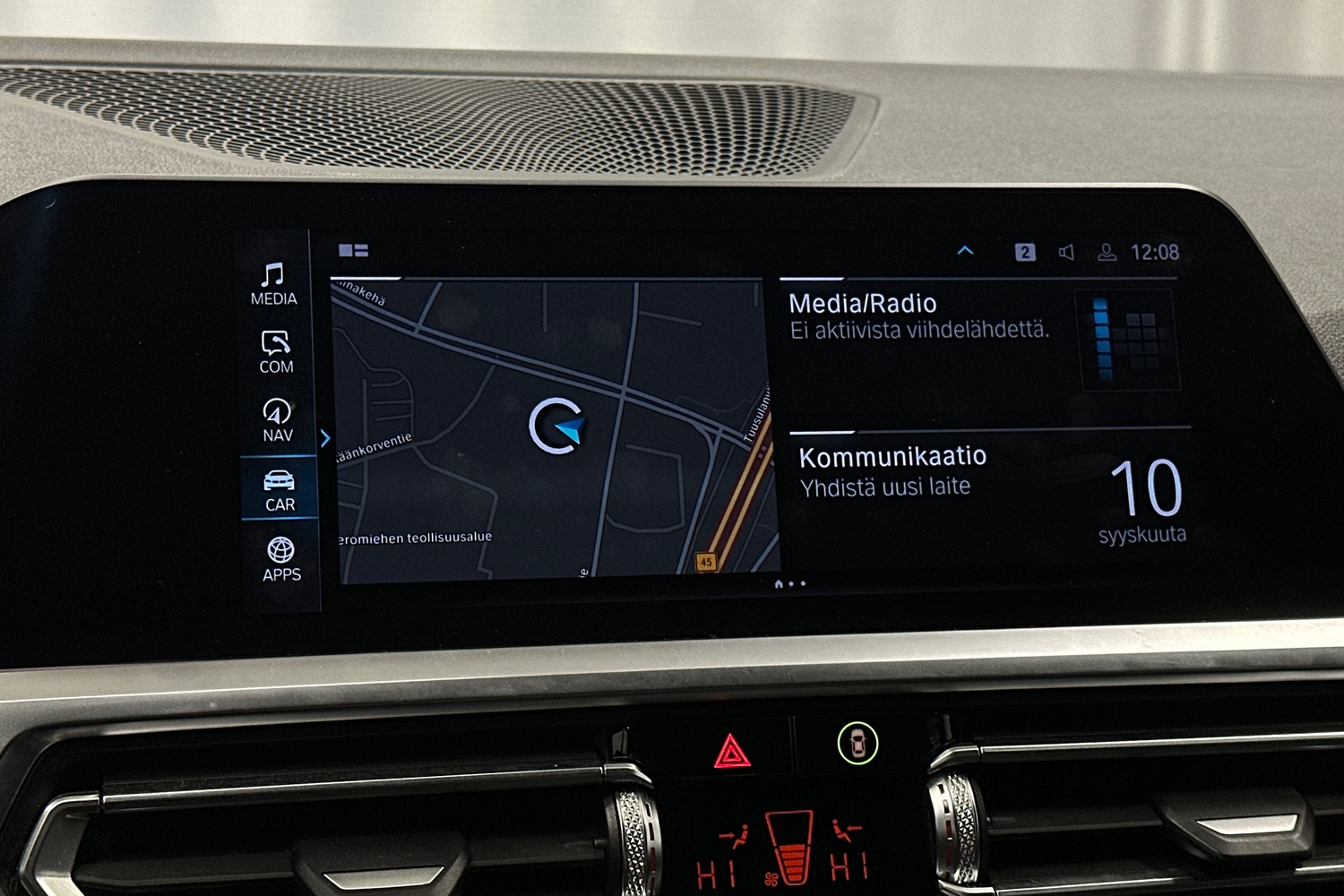 BMW 330 vaihtoauto
