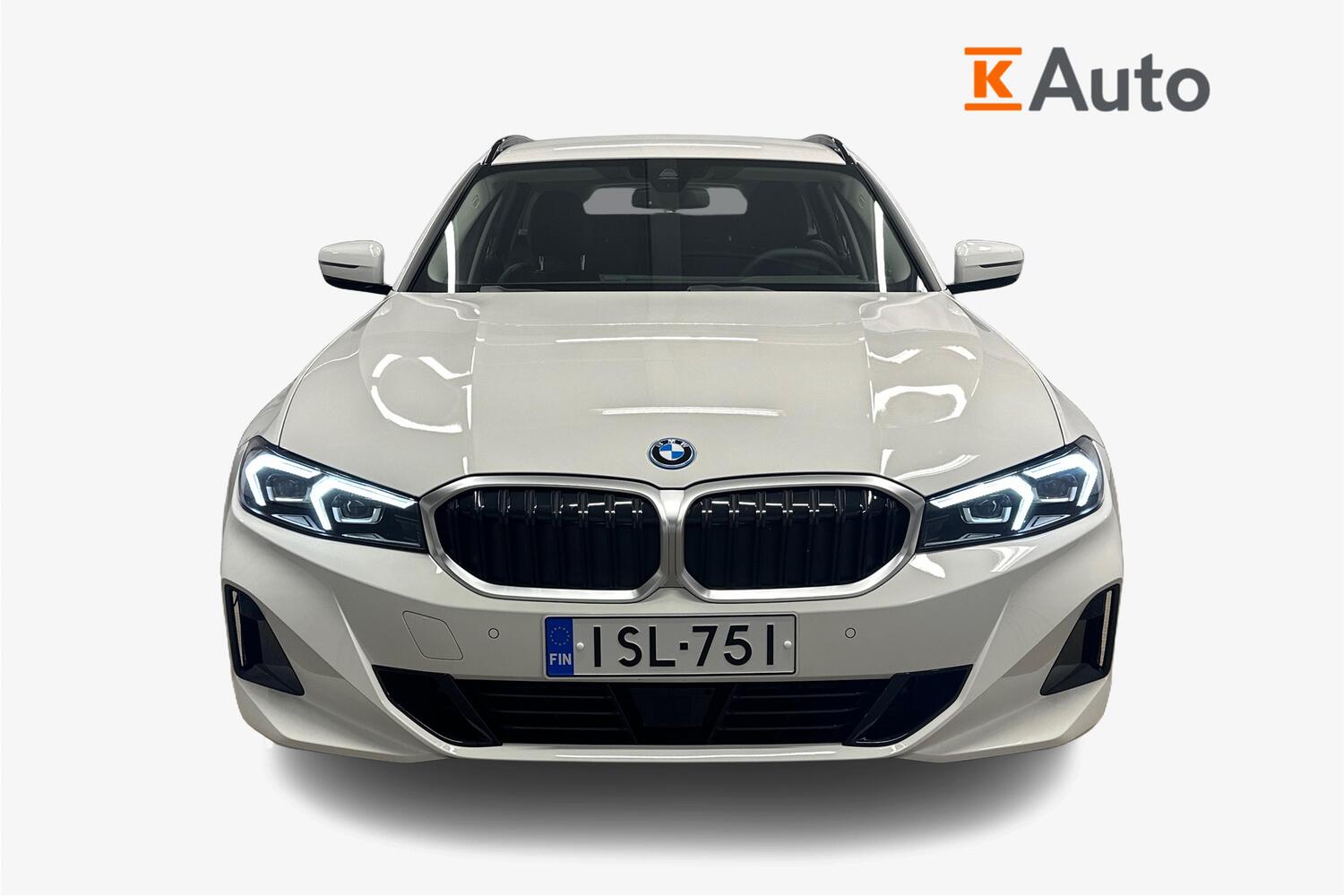 BMW 330 vaihtoauto