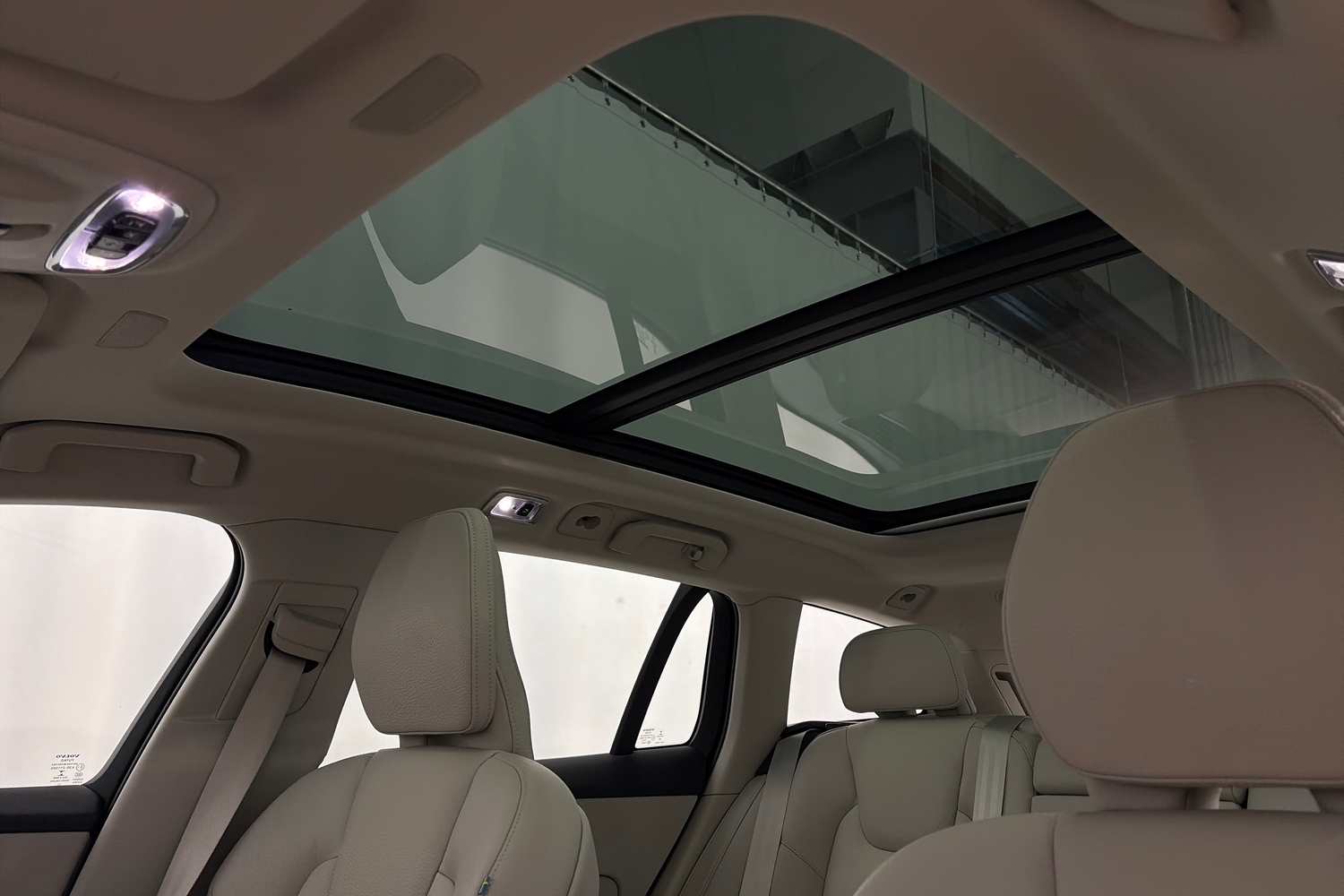 Volvo V60 Cross Country vaihtoauto