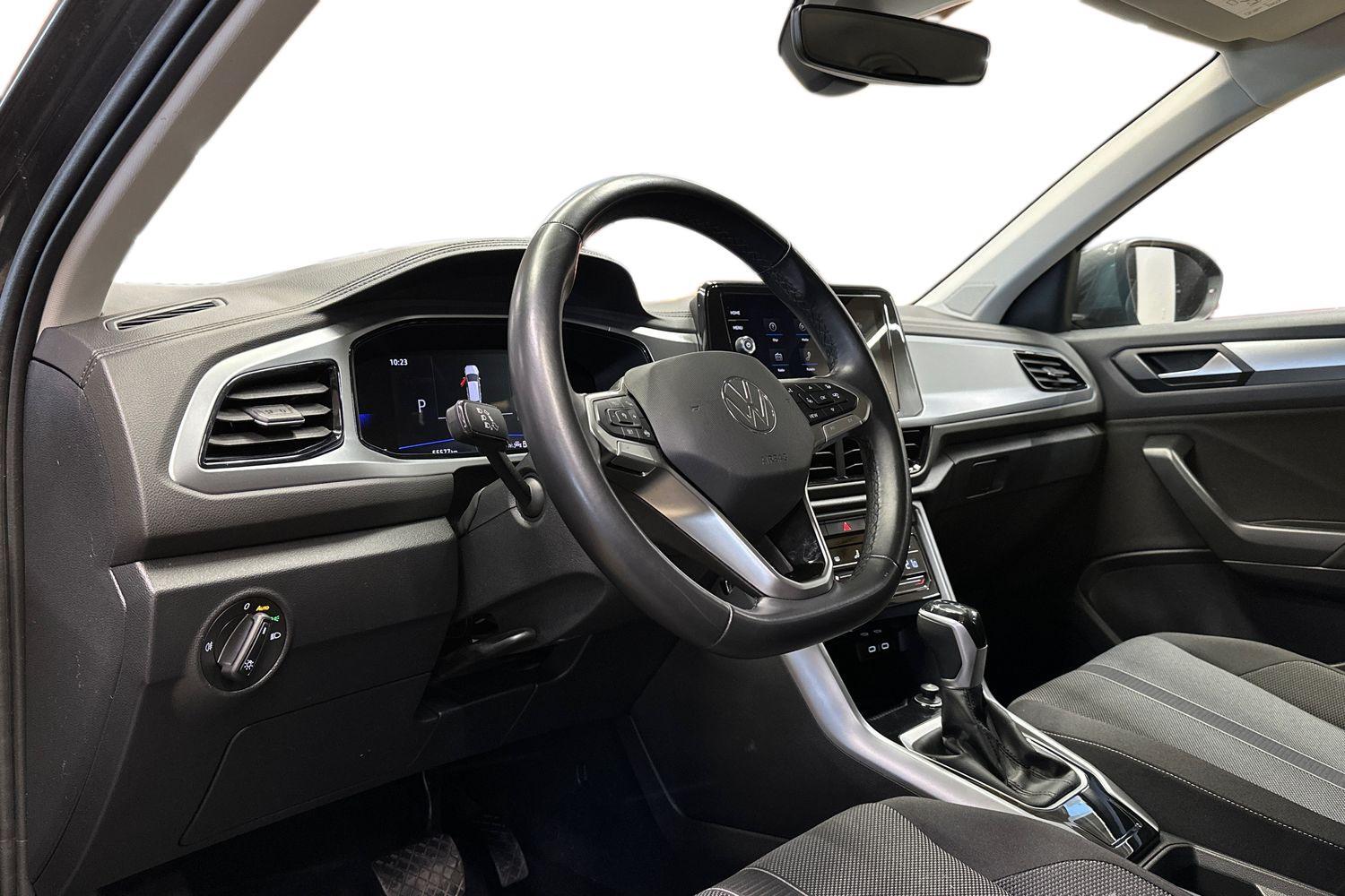 Volkswagen T-Roc vaihtoauto