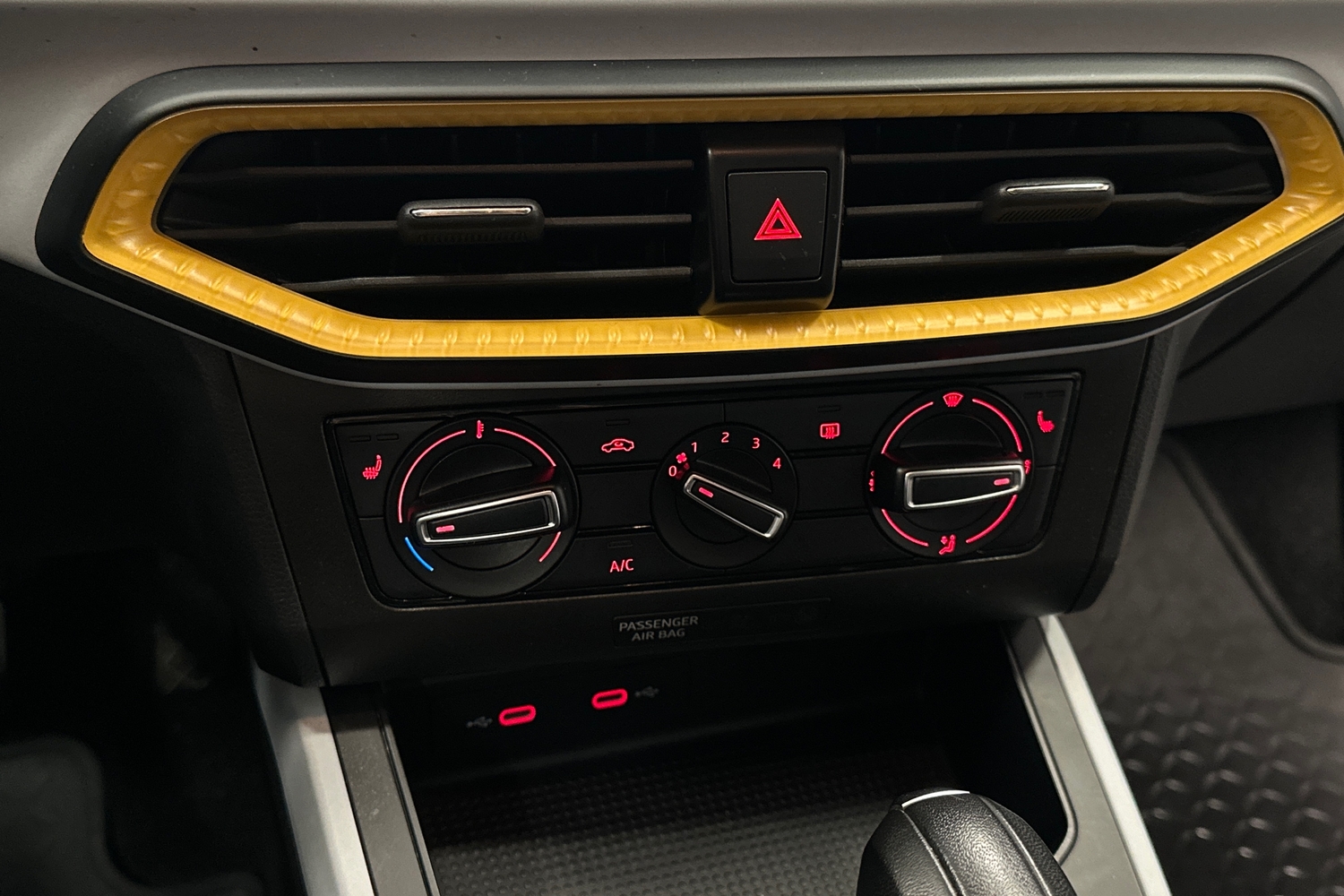 SEAT Arona vaihtoauto