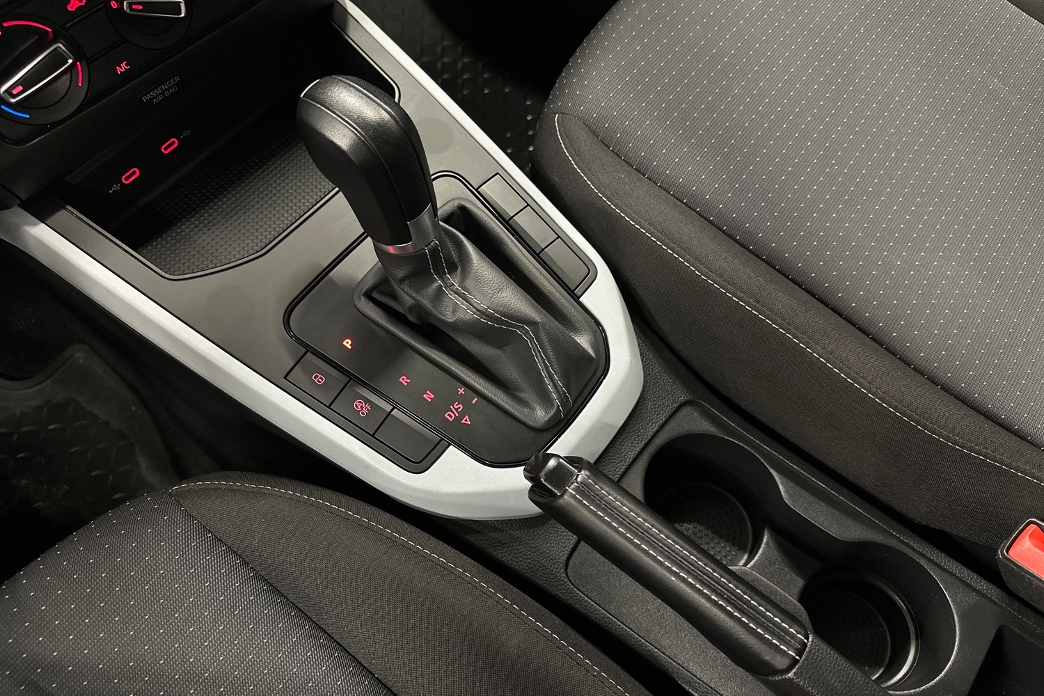 SEAT Arona vaihtoauto