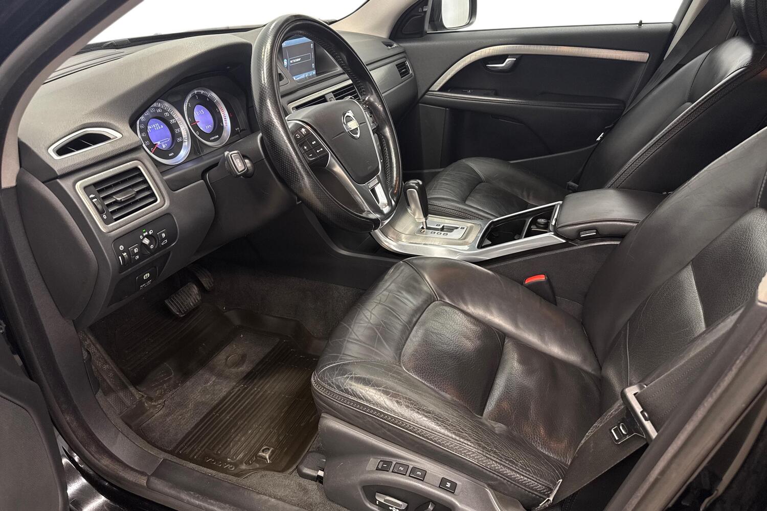 Volvo XC70 vaihtoauto