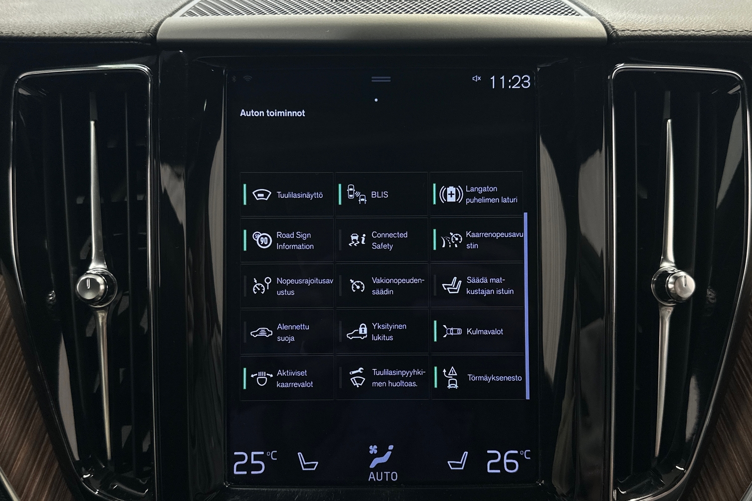 Volvo XC60 vaihtoauto