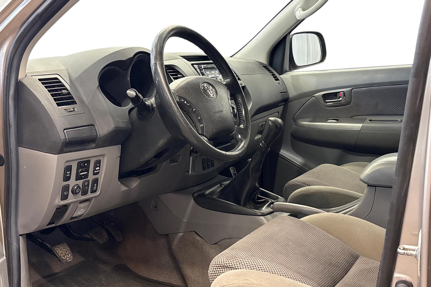 Toyota Hilux vaihtoauto