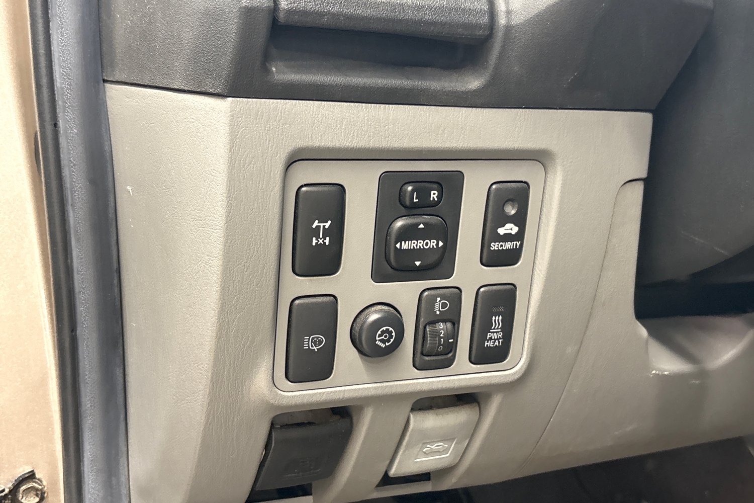Toyota Hilux vaihtoauto