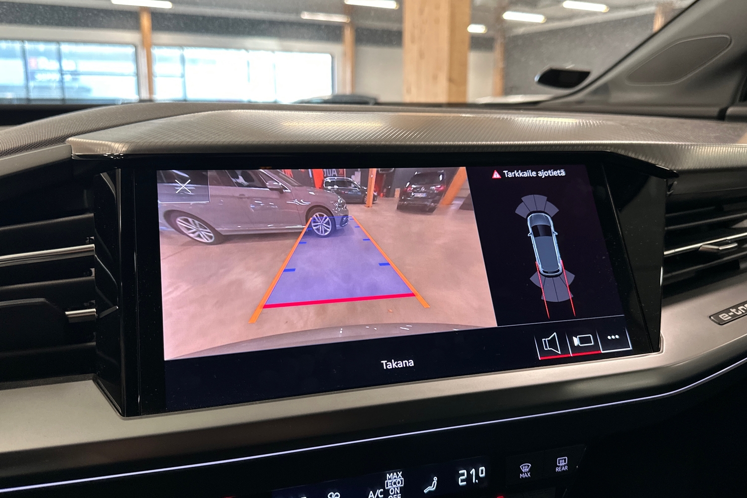 Audi Q4 e-tron vaihtoauto