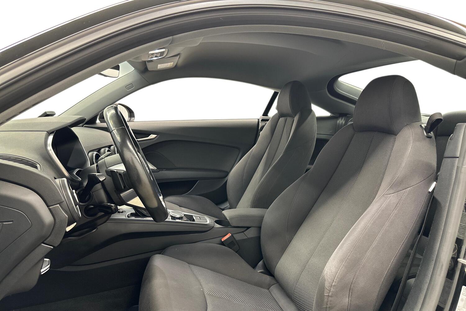 Audi TT vaihtoauto