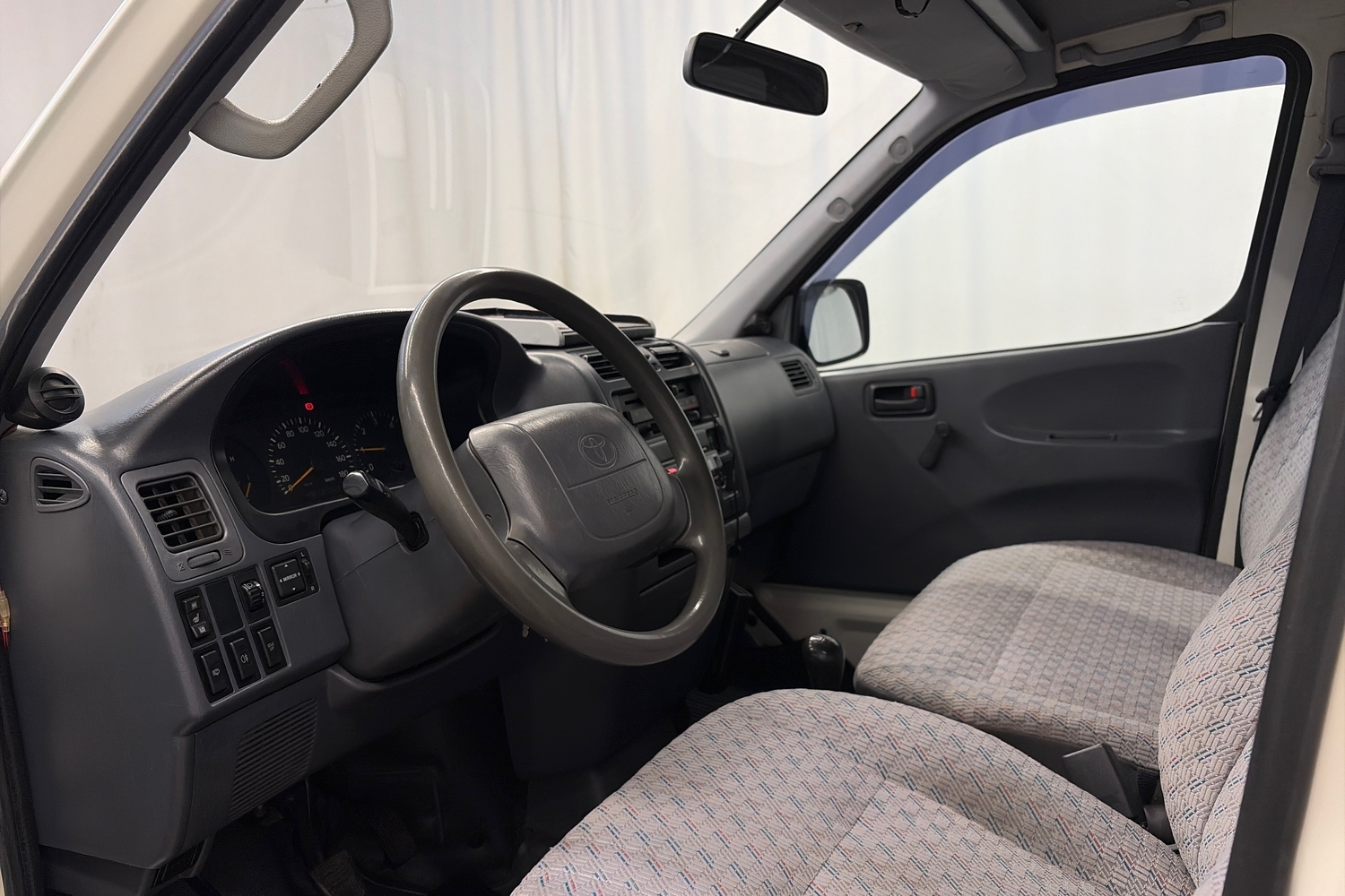 Toyota Hiace vaihtoauto