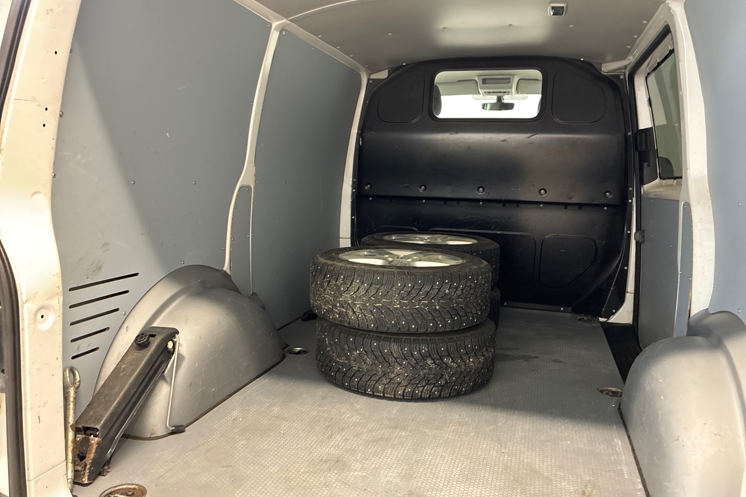 Volkswagen Transporter vaihtoauto