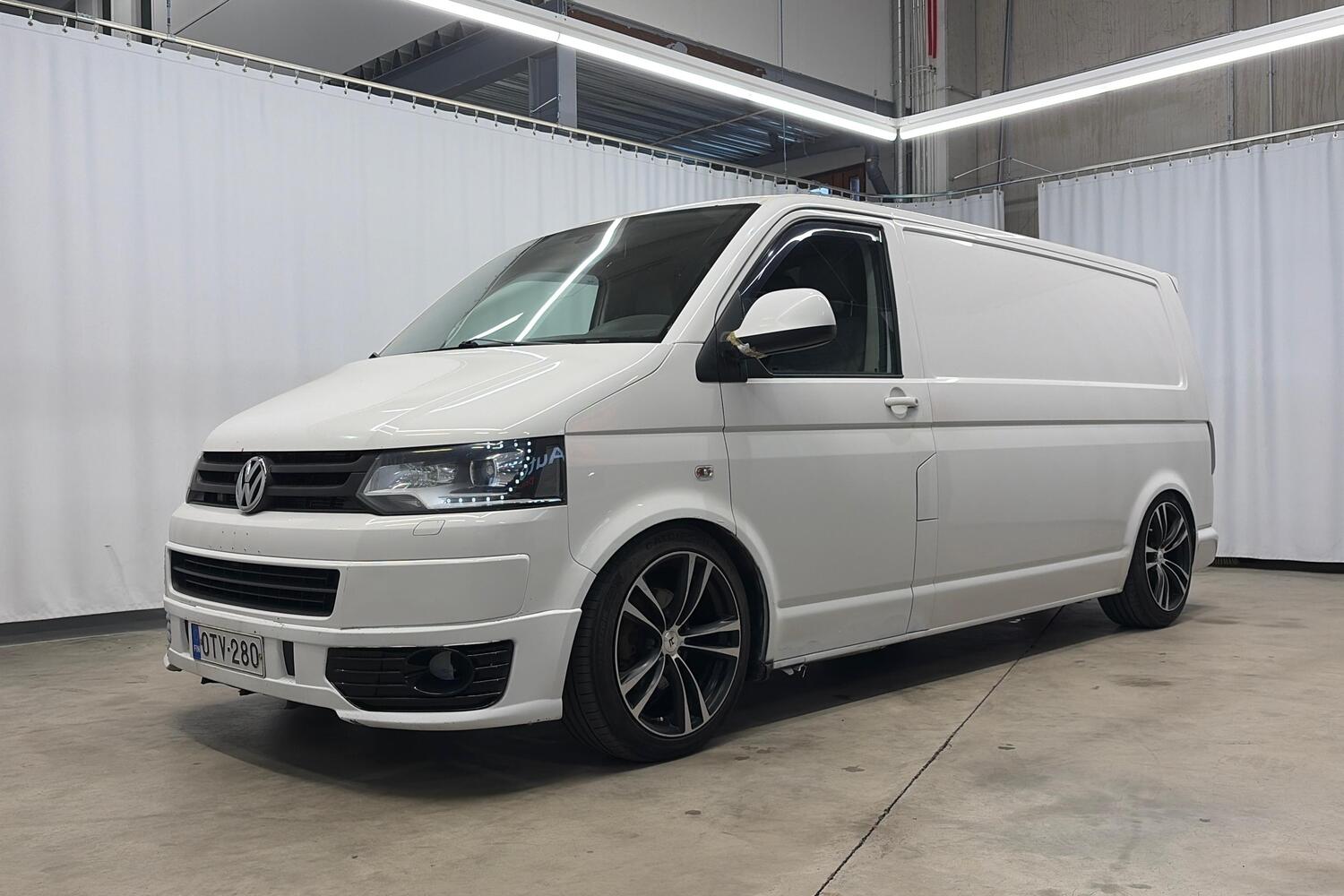 Volkswagen Transporter vaihtoauto