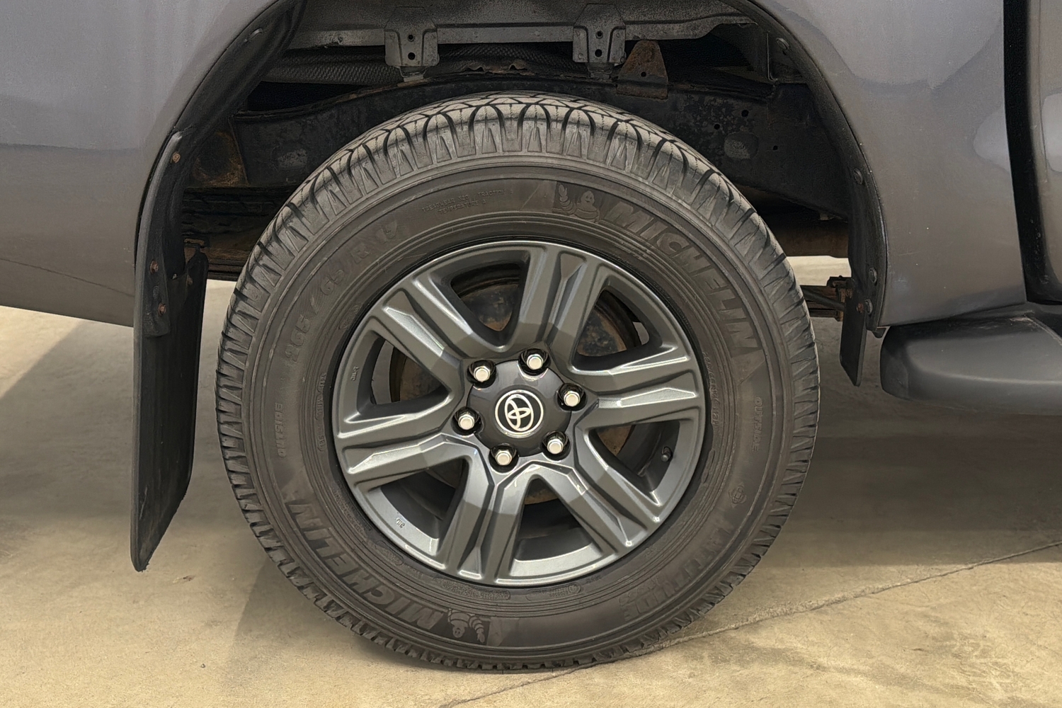 Toyota Hilux vaihtoauto