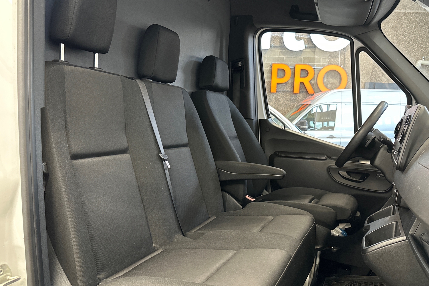 Mercedes-Benz Sprinter vaihtoauto