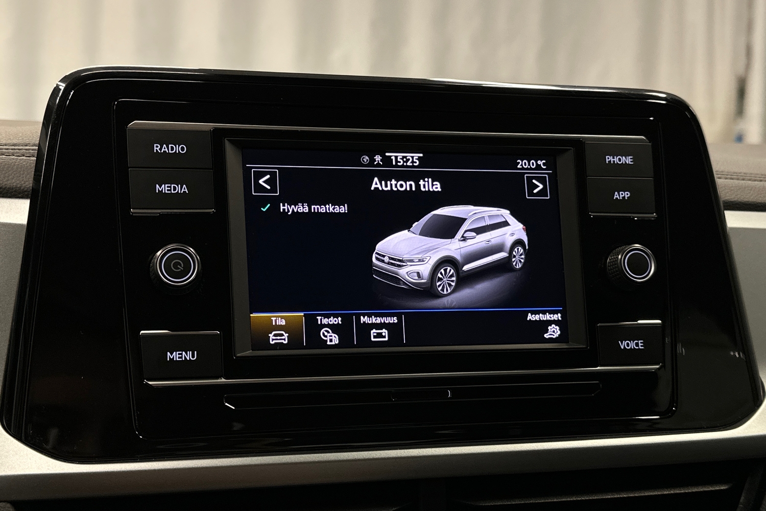 Volkswagen T-Roc vaihtoauto