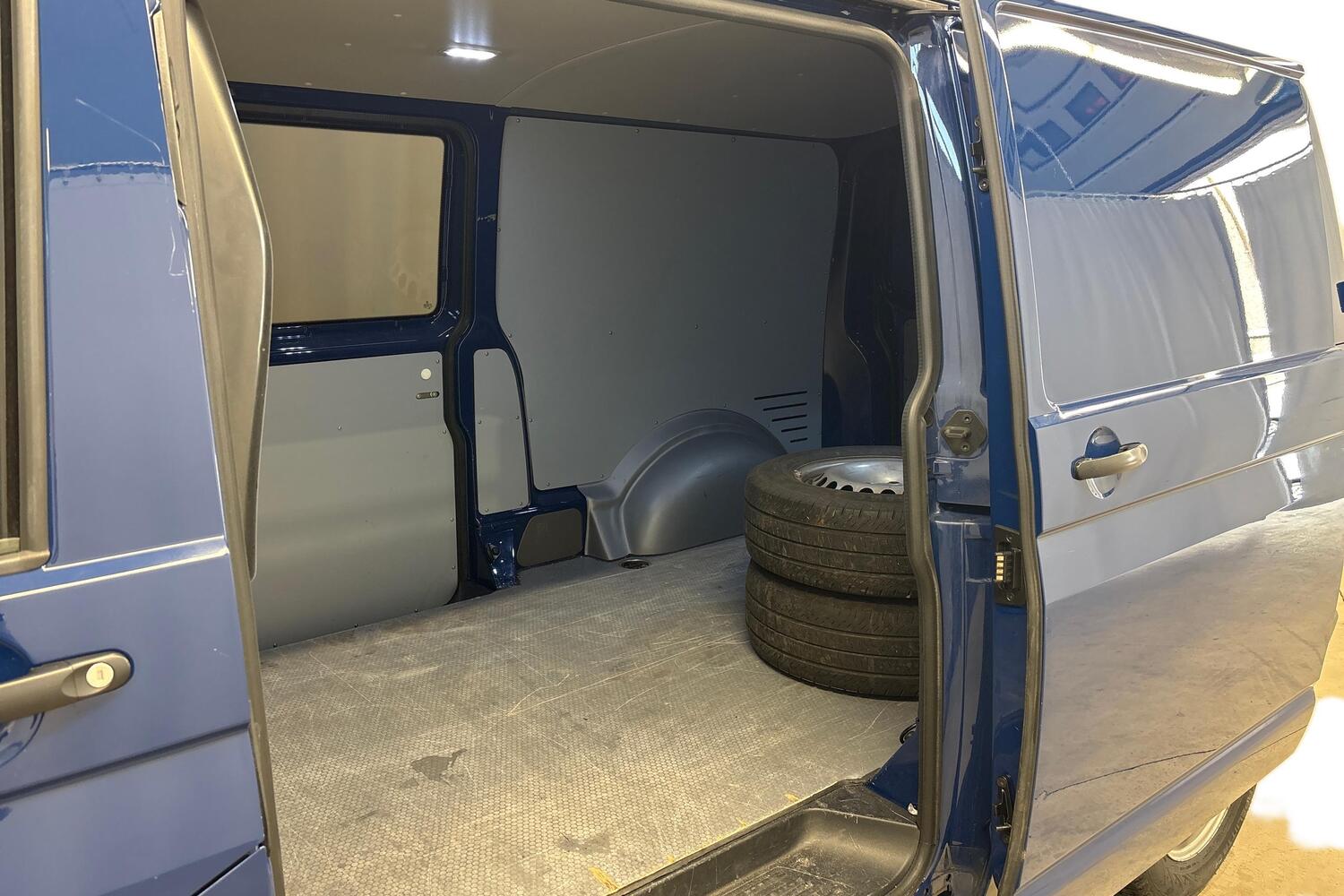 Volkswagen Transporter vaihtoauto