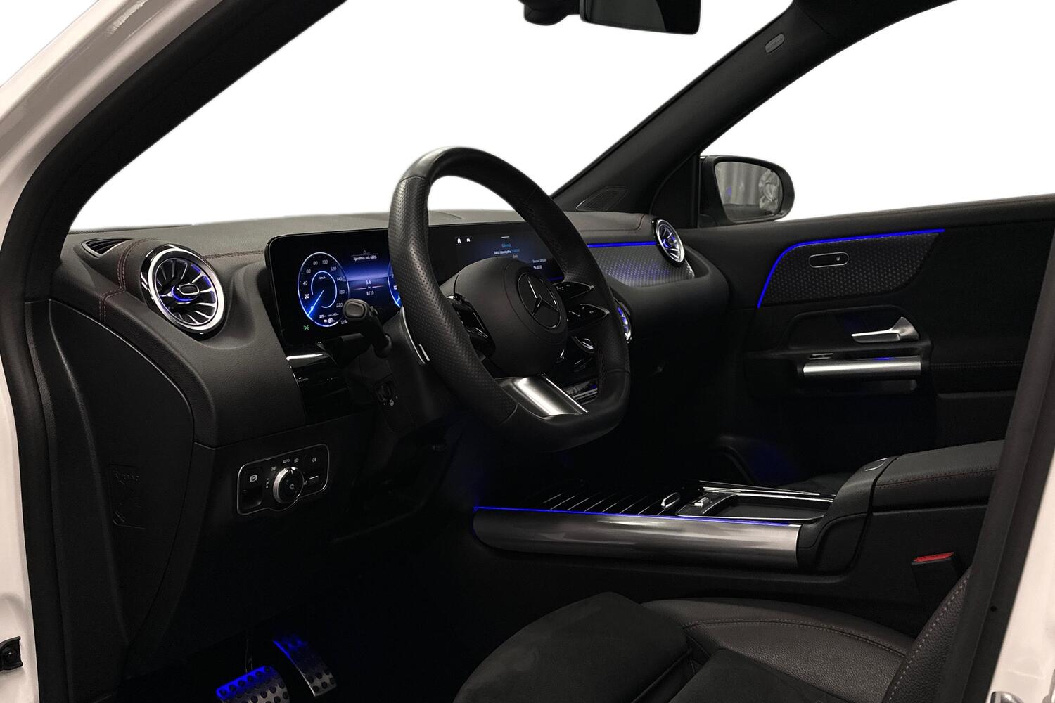 Mercedes-Benz EQA vaihtoauto