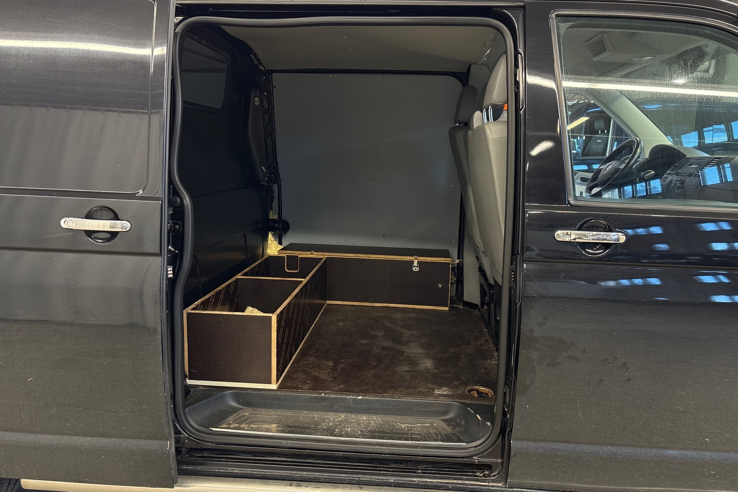 Volkswagen Transporter vaihtoauto