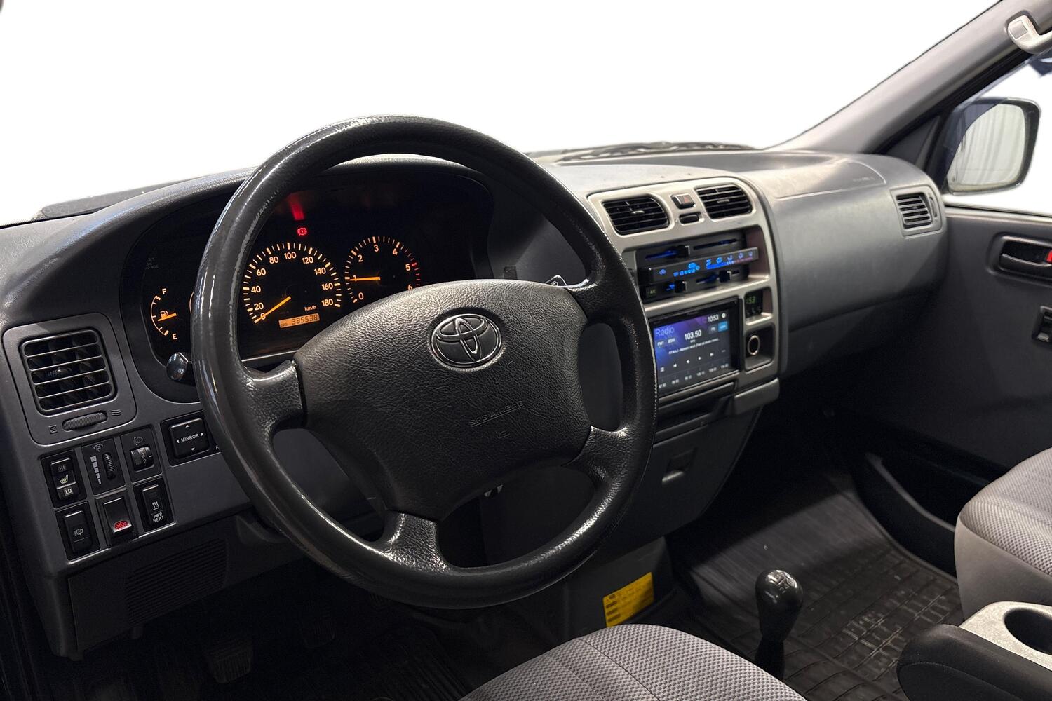 Toyota Hiace vaihtoauto