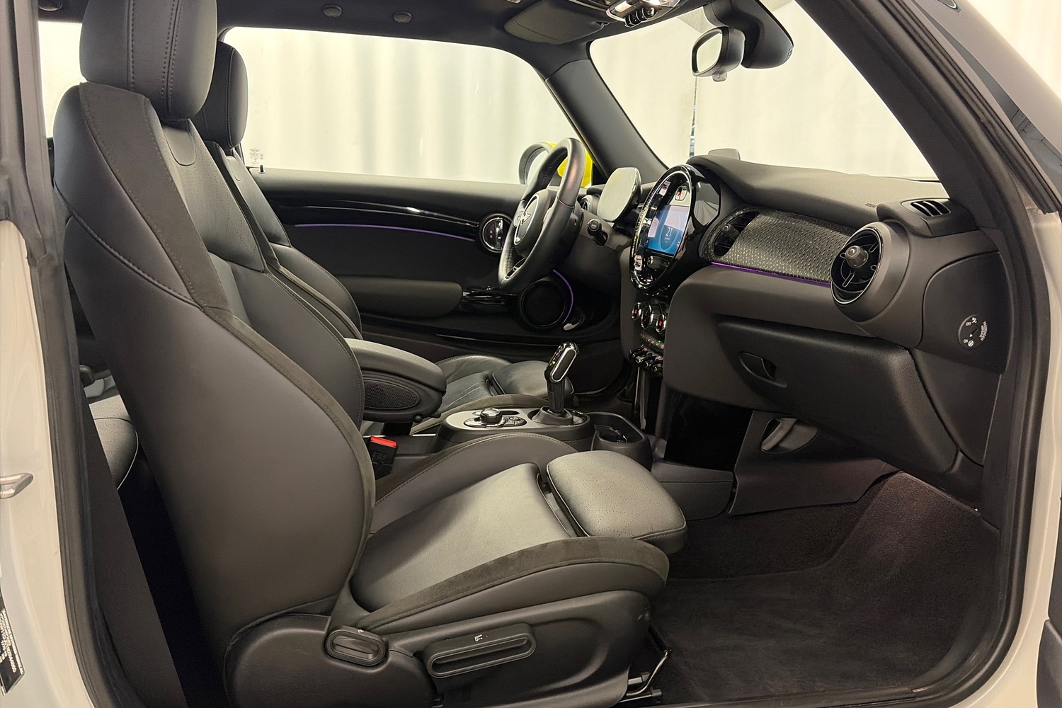 Mini Cooper vaihtoauto