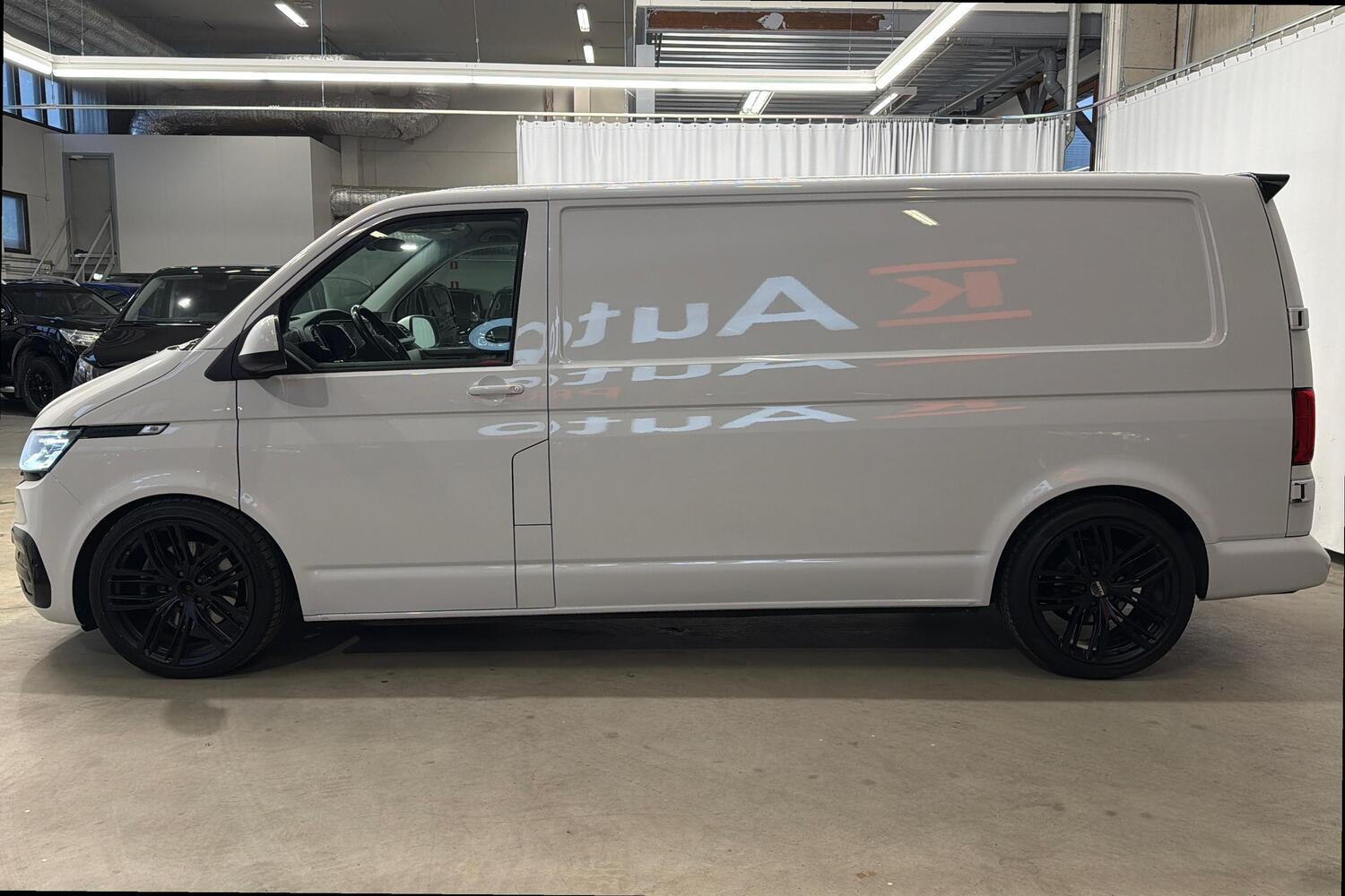 Volkswagen Transporter vaihtoauto